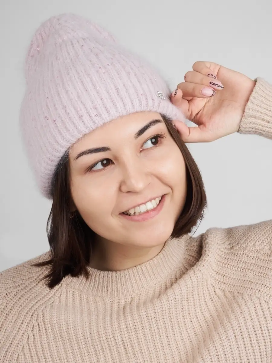 Шапка женская зимняя из ангоры вязаная шерстяная с отворотом двойная пудровая розовая с пайетками