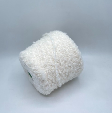 Sesia (пр.Италия),art-Basewoolly 110м/100гр. 70% Меринос,30%Альпака, цвет-Молочный(207/51), арт.35036