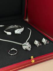 Колье с подвеской голова ПАНТЕРЫ в обсыпке коллекция PANTHERE white VGOLD