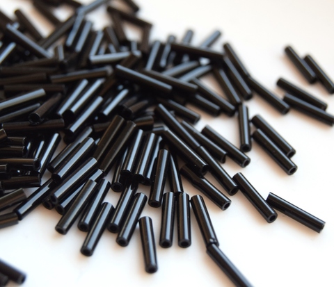 Стеклярус Тохо 9 мм 0049 черный