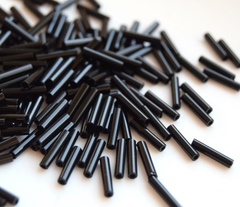 Стеклярус Тохо 9 мм 0049 черный