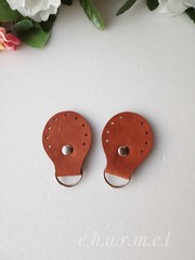 Sew-on half ring Color: Hazelnut