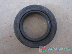 Сальник водяного насоса / SEAL АРТ: CH10554