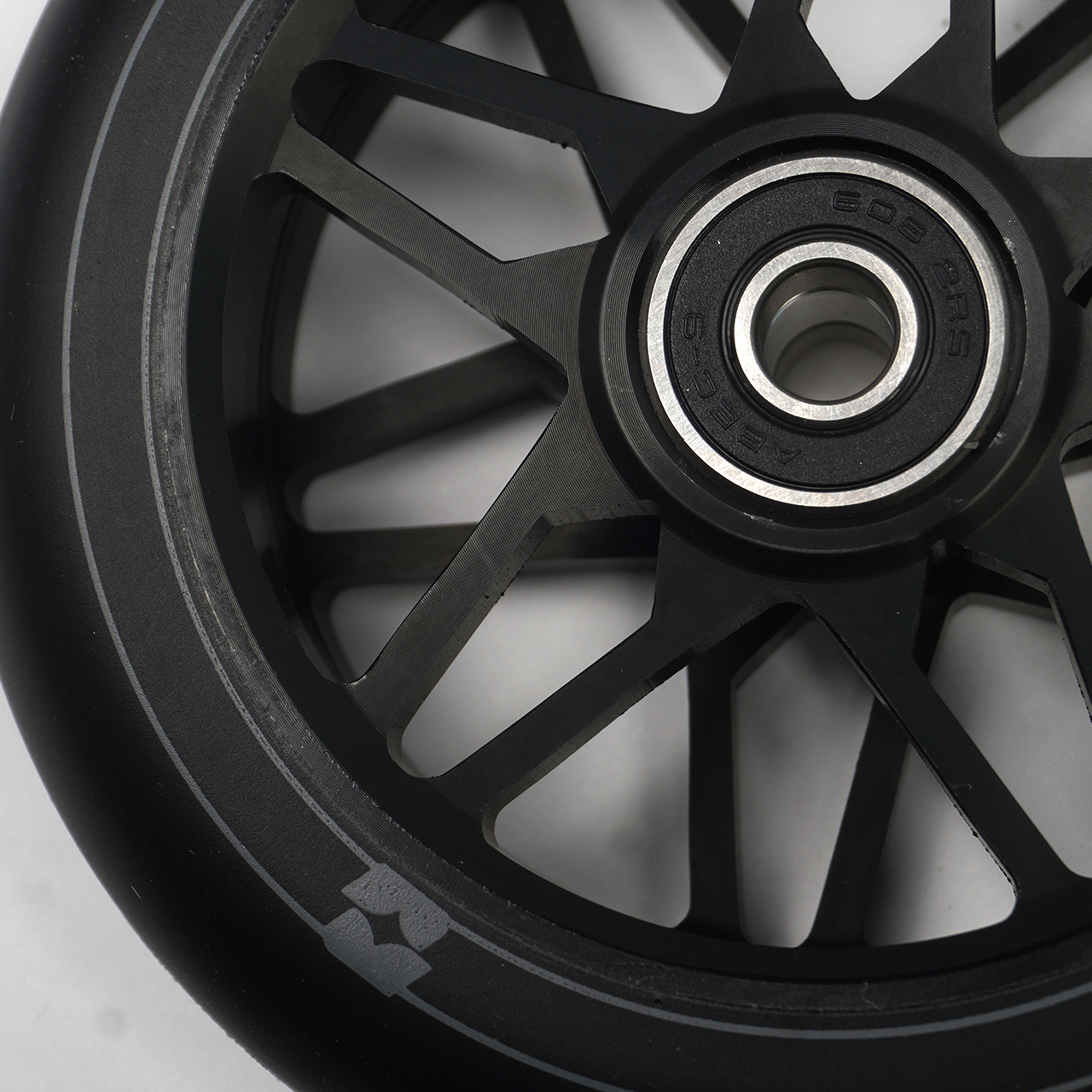 Купить колеса для самоката tokyo fuss shakotan wheel black по цене 5 ...