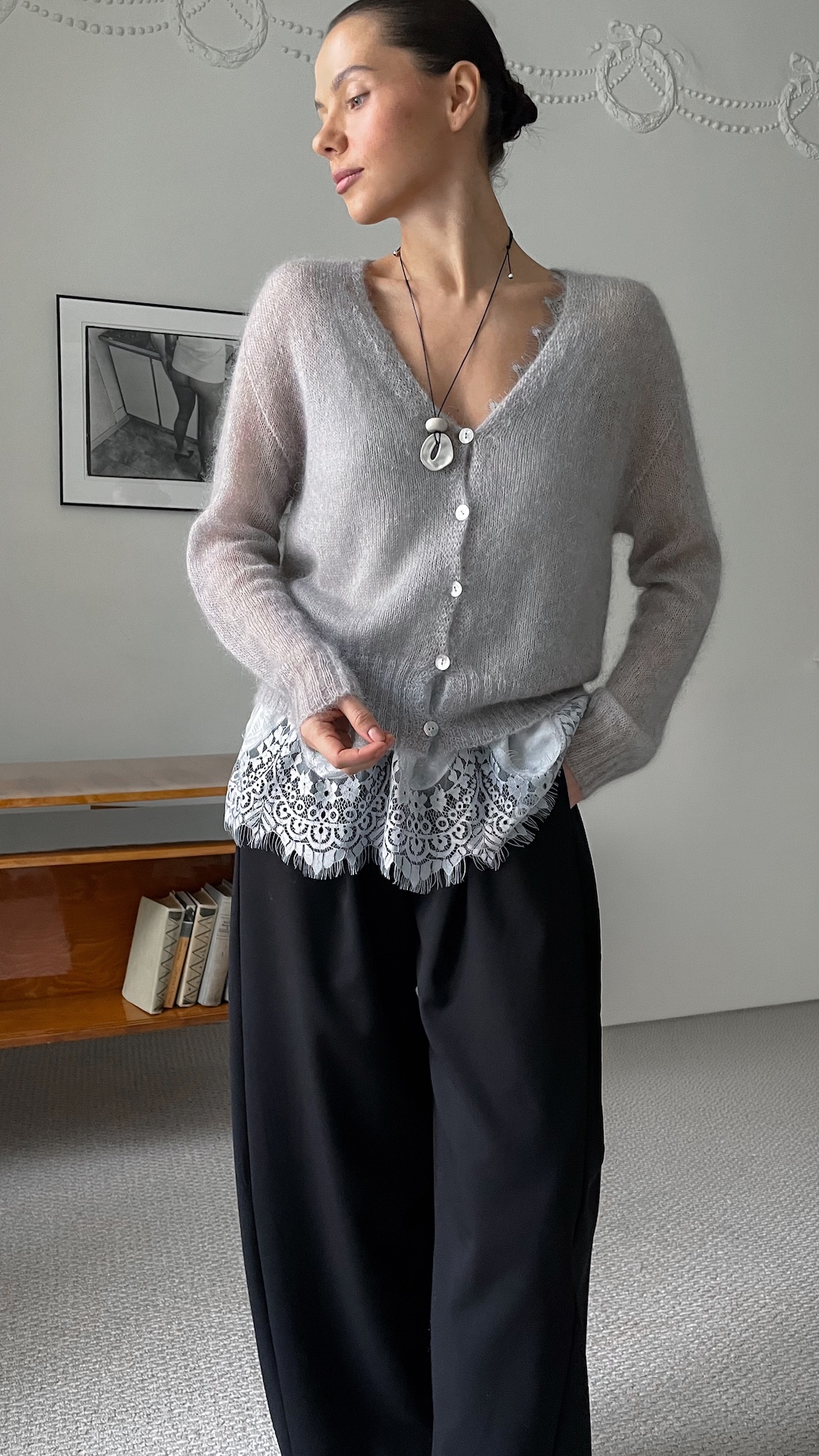 Кардиган связанный паутинкой из детского мохера