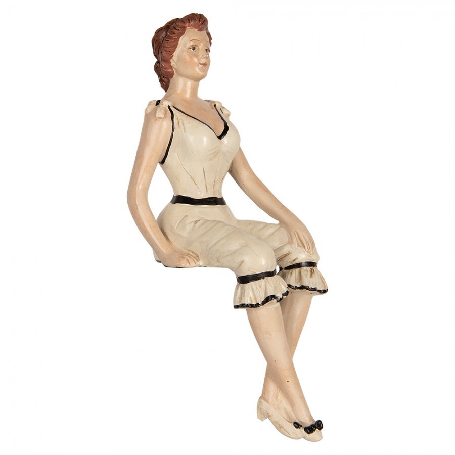 Декоративная фигурка Женщина, пластик, 12x10x29 см