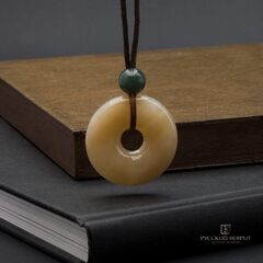 Диск Би. Нефрит медовый.