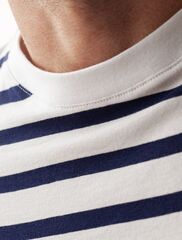 Футболка из премиального хлопка  D49.983 (127991)