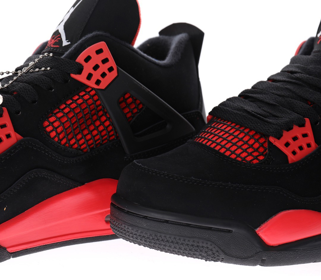 red jordans 4s