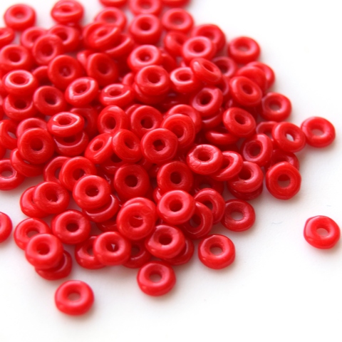 Стеклянные бусины O bead Opaque Red