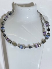 Кубики (колье из бижутерного сплава)