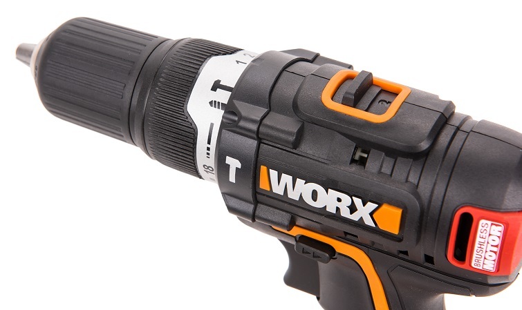 Дрель-шуруповерт ударная аккумуляторная WORX WX367.1, бесщеточная, 2Ач х2, ЗУ 2А, алюминиевый кейс, набор оснастки 158 предметов