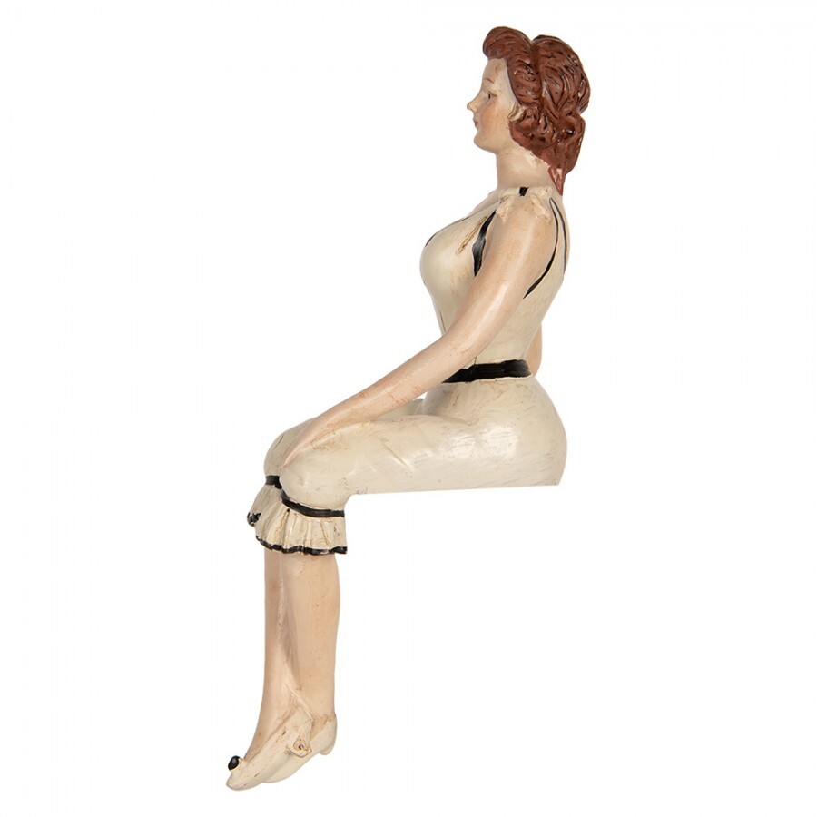 Декоративная фигурка Женщина, пластик, 12x10x29 см