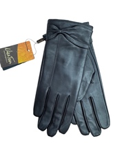 Перчатки.Женские.Материал верха: Кожаные люкс качества.Подклад: Плюш-флис.В упаковке 5 шт.