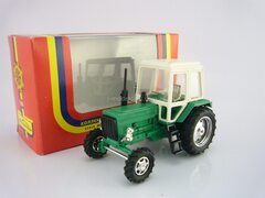 Tractor MTZ-82 Belarus (plastic) Agat Mossar Tantal 1:43