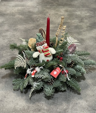 Композиция из нобилиса со снеговиком