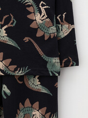 пижама  для мальчика  К 1635/черный,на раскопках