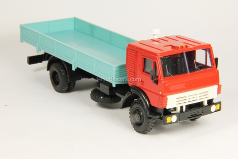 KAMAZ-5325 red-turquoise Elecon 1:43