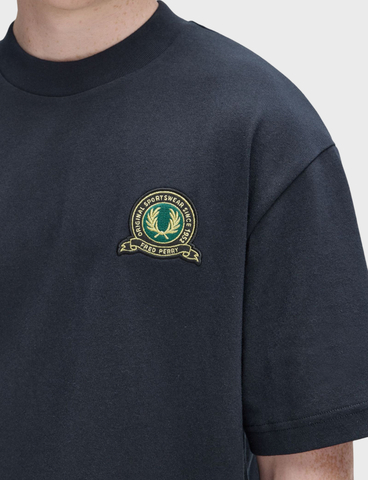 Футболка FRED PERRY Tennis Badge T-Shirt