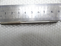 Метчик м/р М5х0.8 Р18