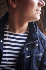 Футболка-тельняшка ВМФ - Магазин тельняшек.ру 8-800-700-93-18Футболка-тельняшка прямая (темно-синяя полоса) в Магазине тельняшек