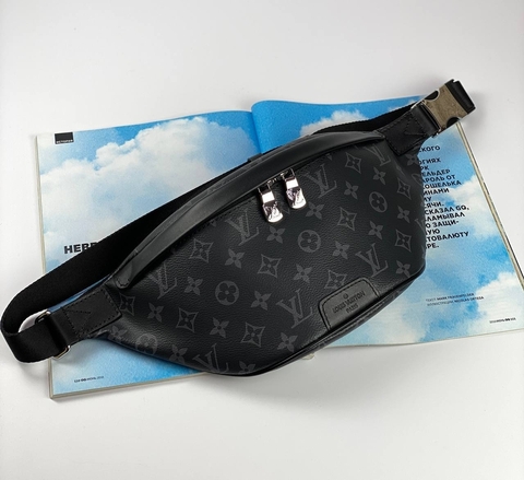 Поясная сумка Louis Vuitton Discovery PM канва Monogram Eclipse