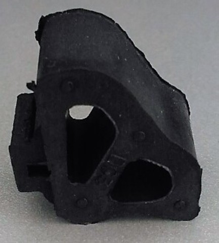 ОТБОЙНИК КАПОТА NEXIA GM (ФИГУРНЫЙ)