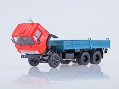 KAMAZ-5320 flatbed truck red-blue 1:43 Start Scale Models (SSM)