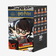 Случайная фигурка POP MART Harry Potter Heading to Hogwarts Series