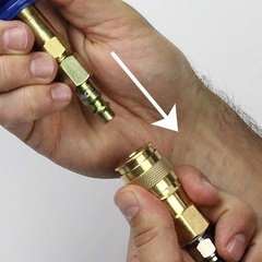 Насадка с нажимным клапаном и с редуктором для гибкой связи Bubble