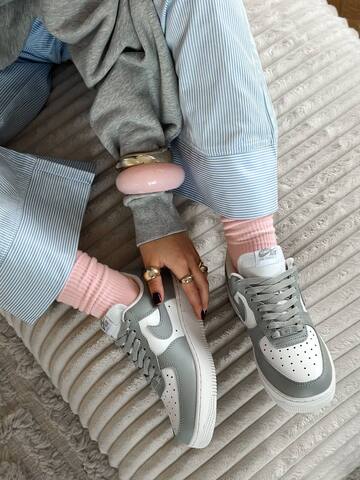 Nike Air Force 1 Low