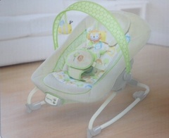 Bright Starts InGenuity Кресло-качалка 