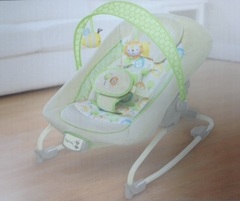 Bright Starts InGenuity Кресло-качалка 