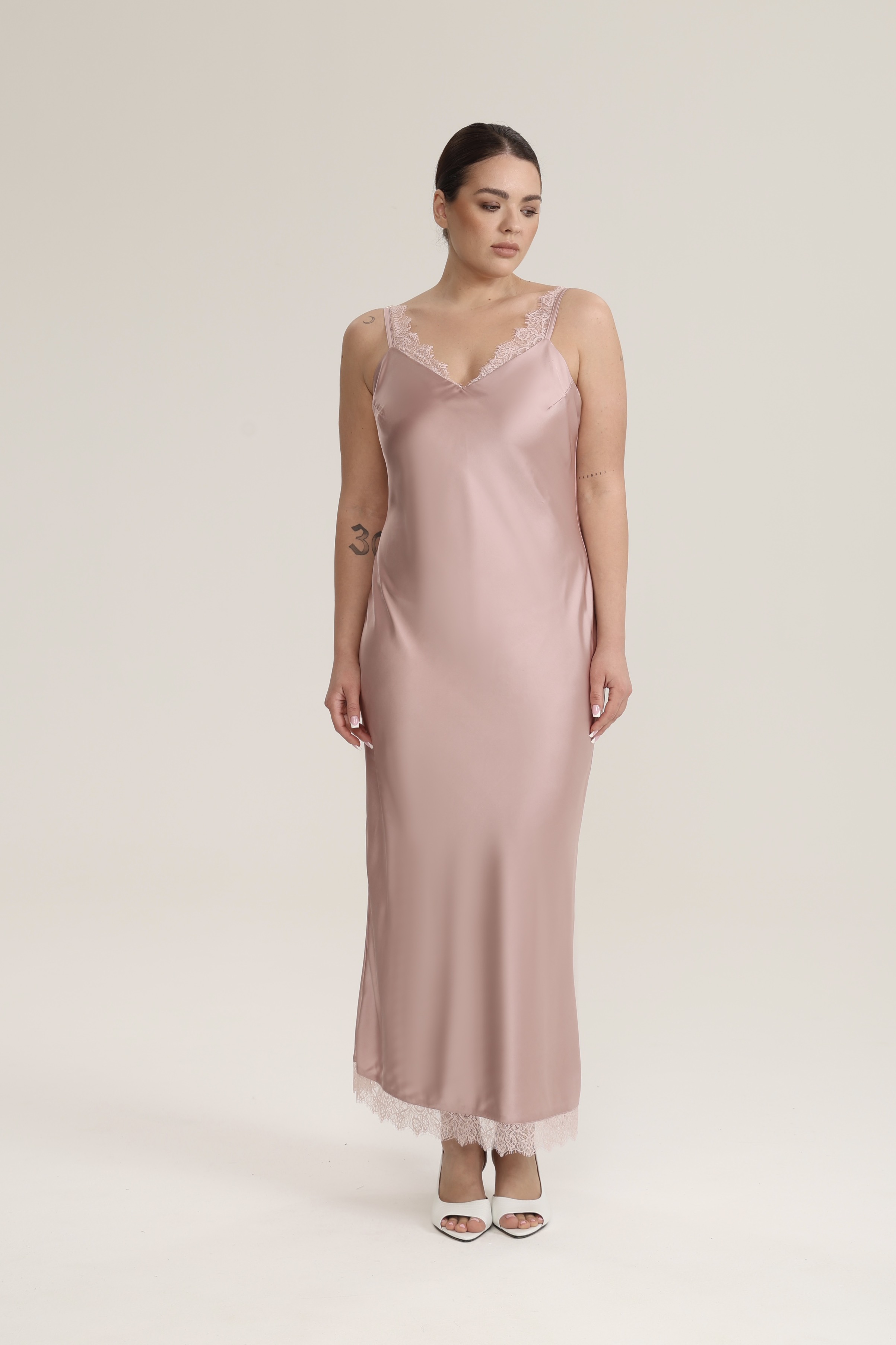 Платье-комбинация с кружевом, пудра