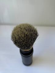 Дорожный металлический помазок синтетика черный