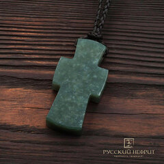 крестик нательный из камня