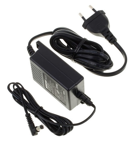 SHURE PS24E блок питания сетевой для радиосистем BLX4, BLX88, GLXD6, PG4, PGX4, P2T, SLX4, QLXD4.12V DC max. 400 mA.