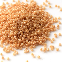 Бисер Тохо круглый 15/0 0123D темно-бежевый перл
