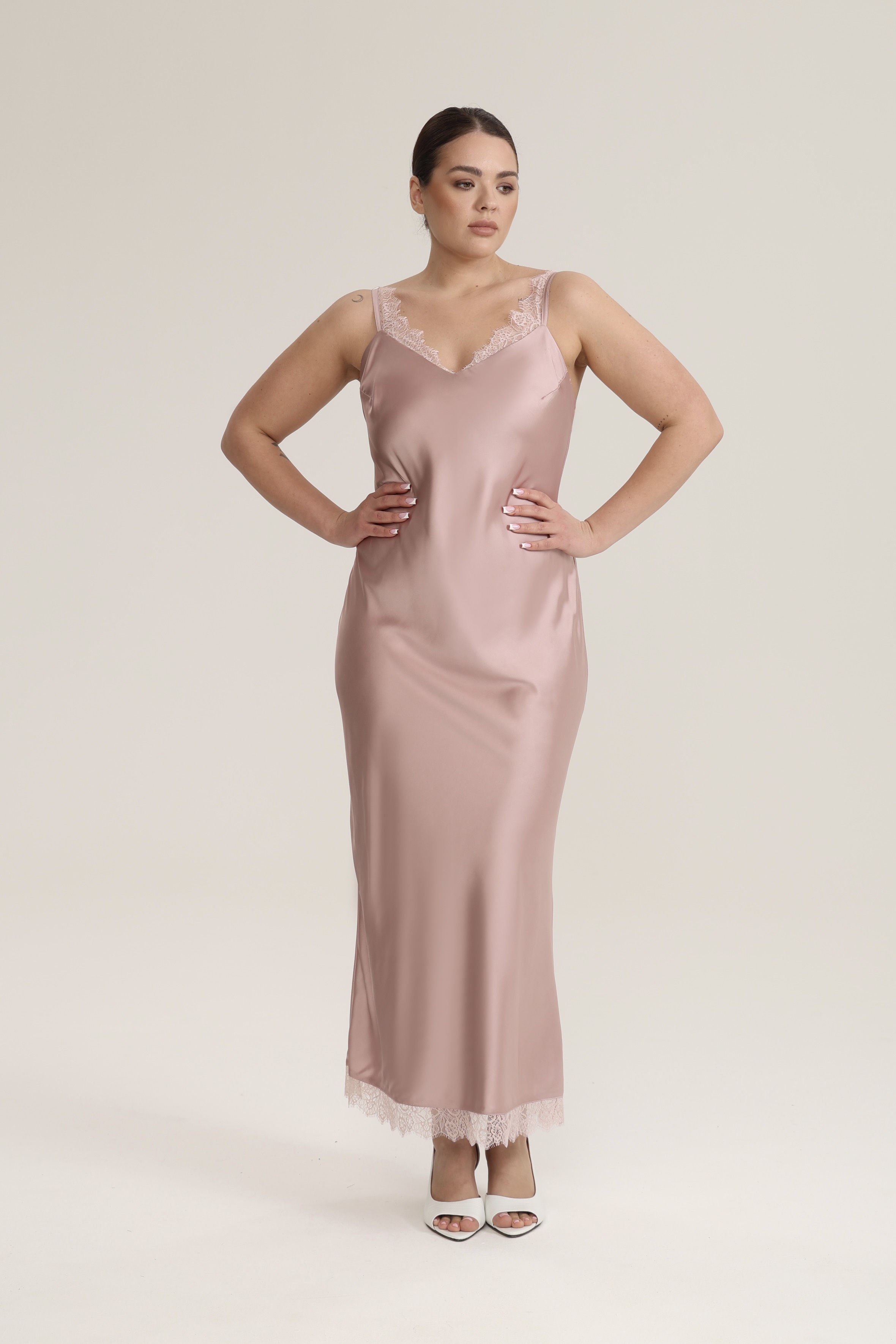 Платье-комбинация с кружевом, пудра