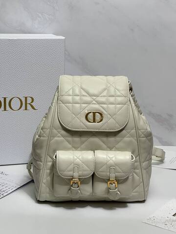 Рюкзак Dior Caro белый, модель среднего формата
