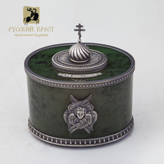 Ковчежек для православных мощей. Нефрит, серебро.