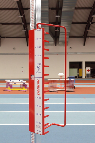 Базовая школьная стойка для прыжков в высоту с перекладиной безопасности Polanik STW18-04