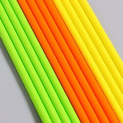 Трубочки бумажные зелено оранжево желтый 20 см 12 шт.