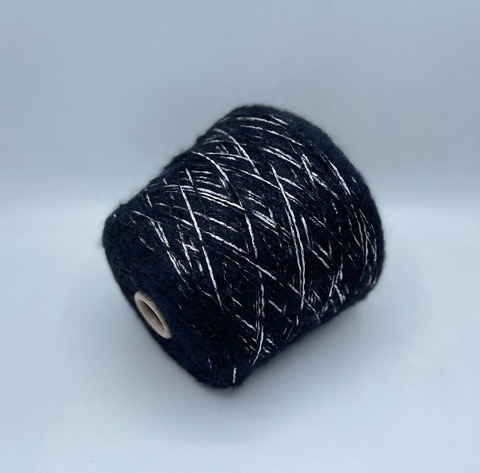 Illaria Caleziano (пр.Италия),art-Starkid 170м/100гр, 70% Кидмохер 30% Полиамид, цвет-Черный+фольга(голографик)(535/718) арт.32589