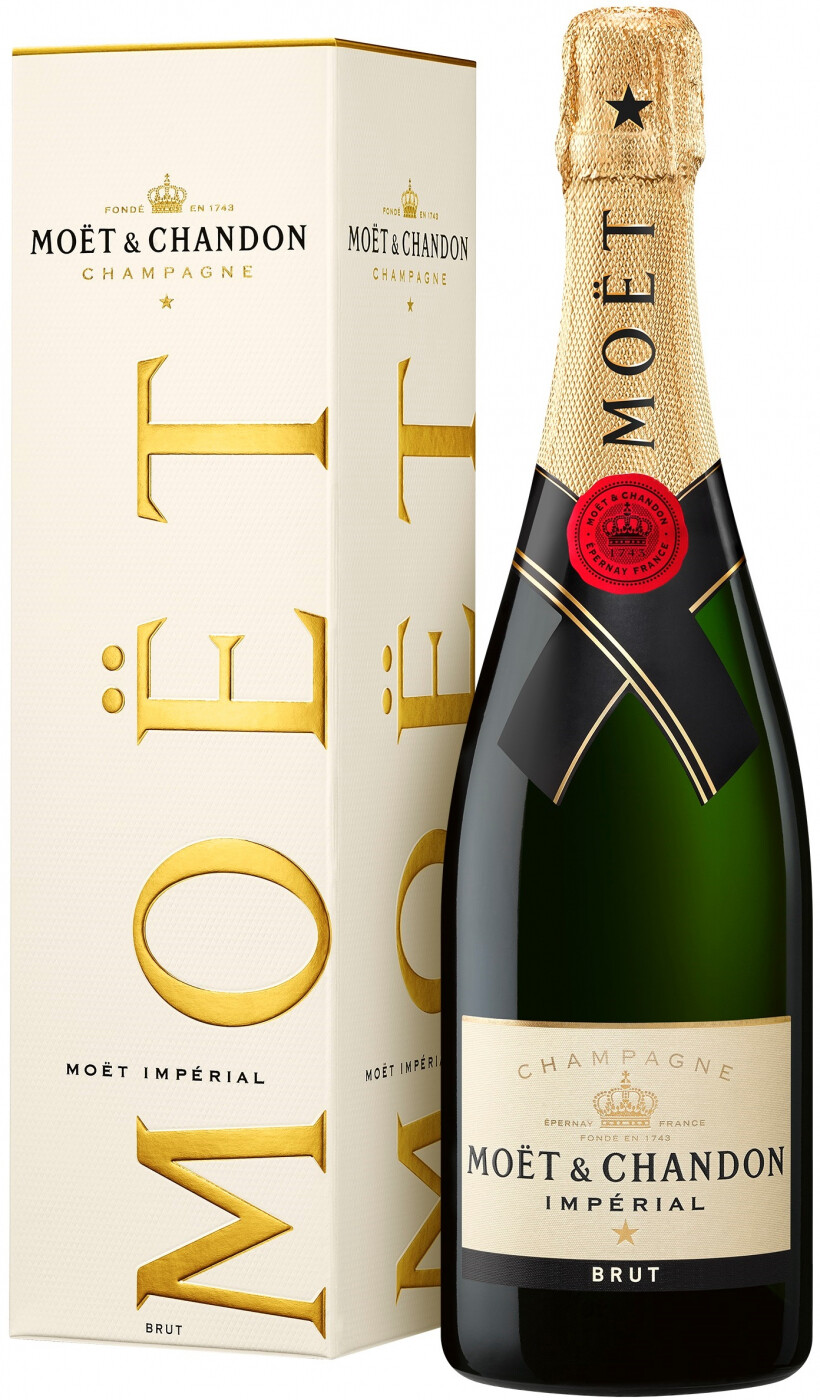 Chandon champagne. Шампанское moet & Chandon Brut Imperial. Moet&Chandon Brut Imperial 0,75 л.. Шампанское moët Chandon Rose Imperial. Шампань Моэт & Шандон Розе Империал брют роз 0.75.