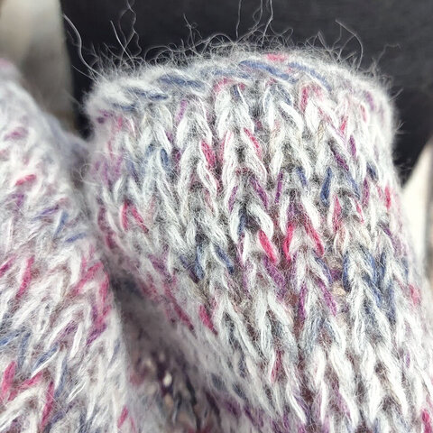 Смотка с бэби сури альпакой 260 серо-сиреневый