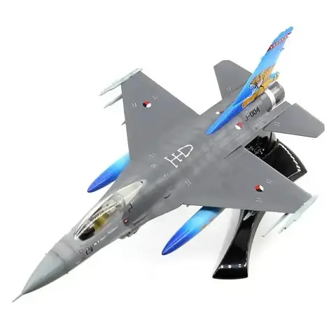 Модель Истребитель F-16 A/C Tiger Meet масштаб 1:72