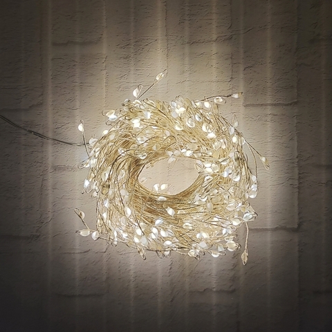 Гирлянда snake light капли макро теплый белый свет 1.5м 600 ламп ChristmasDeLuxe