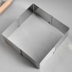 Форма для выпечки с регулировкой размера 