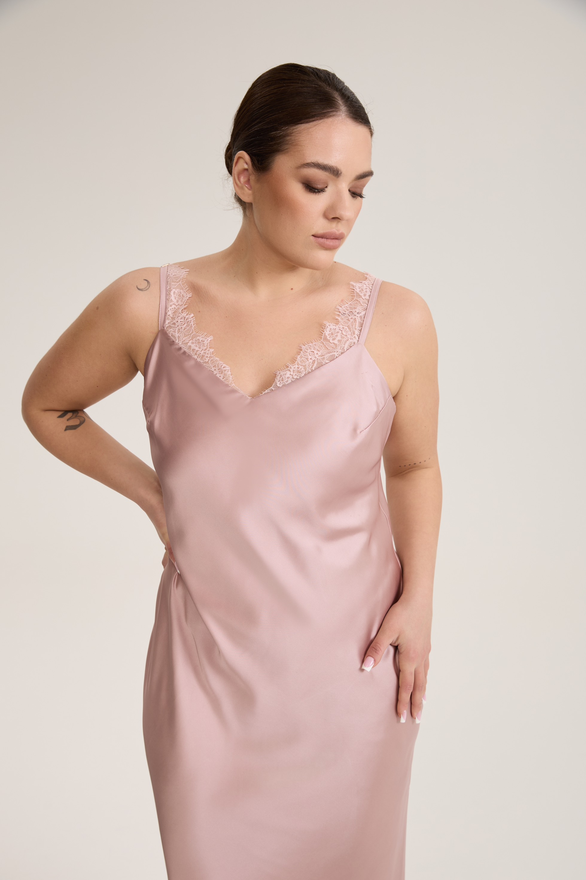 Платье-комбинация с кружевом, пудра